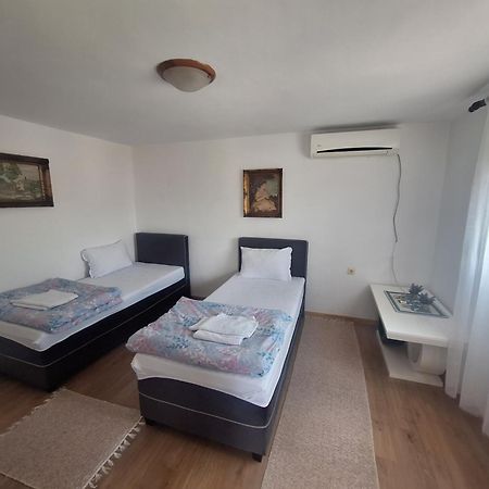 Apartmani Ruza Podgorica Exterior foto